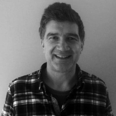CEO of Simons of London which sells Leather Mobile Cases and Wallets, husband of wonderful wife and four great kids, avid guitar player.