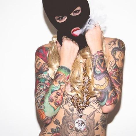 A Naughty Account ;-@  I'LL B Mainly Posting Pictures of Fit Sexy Beautiful Womenz Tatz, Titz and Gorgeous Naughty Bitz + Anything else i Like x
