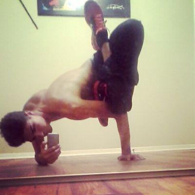20 year old Bboy from South Carolina.
 reppin Battleholex worldwide

Native pride   IG-Bboywaya