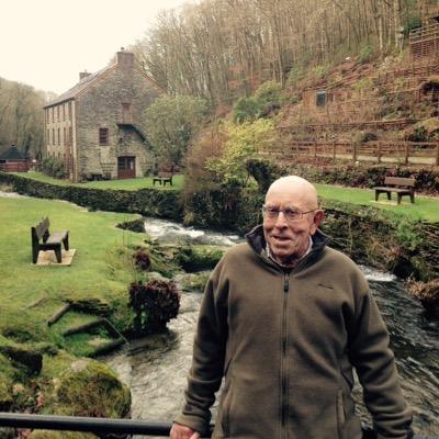 len_simpson's profile picture. Young at heart but starting to struggle!