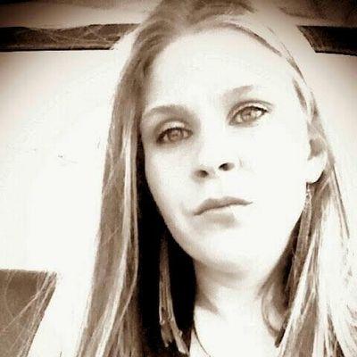 Profile Picture of Jenna Jo Hatcher (Ju (@JJuhmomo) on Twitter