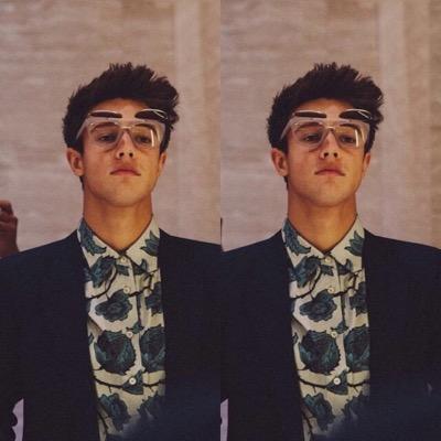 Follow @ilysmdallas_ because she/me just gave you a free follow !!♥️