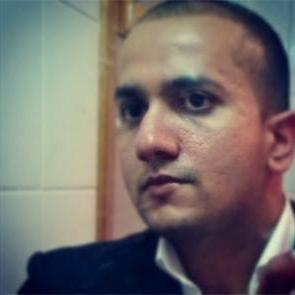 Ex-scribe, now an entrepreneur/sales professional/event organizer. Tweets about video games, movies, TV, tech and Dubai.