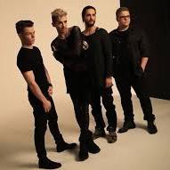 An account in which I will ask all the questions that I wouldn't dare ask @TokioHotel from my personal account. ⚪️ PR assistant IRL ⚪️ Submits are welcome