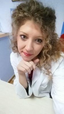 Fisioterapeuta colegiada. Futura RPGista. Centro de Fisioterapia Mar Menéndez c/ Avenida de los escritores, 10 -12 despacho 4 azuqueca de henares, Guadalajara