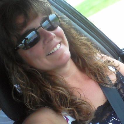 Married mom of 3 beautiful kiddos & 26th year kindergarten teacher!