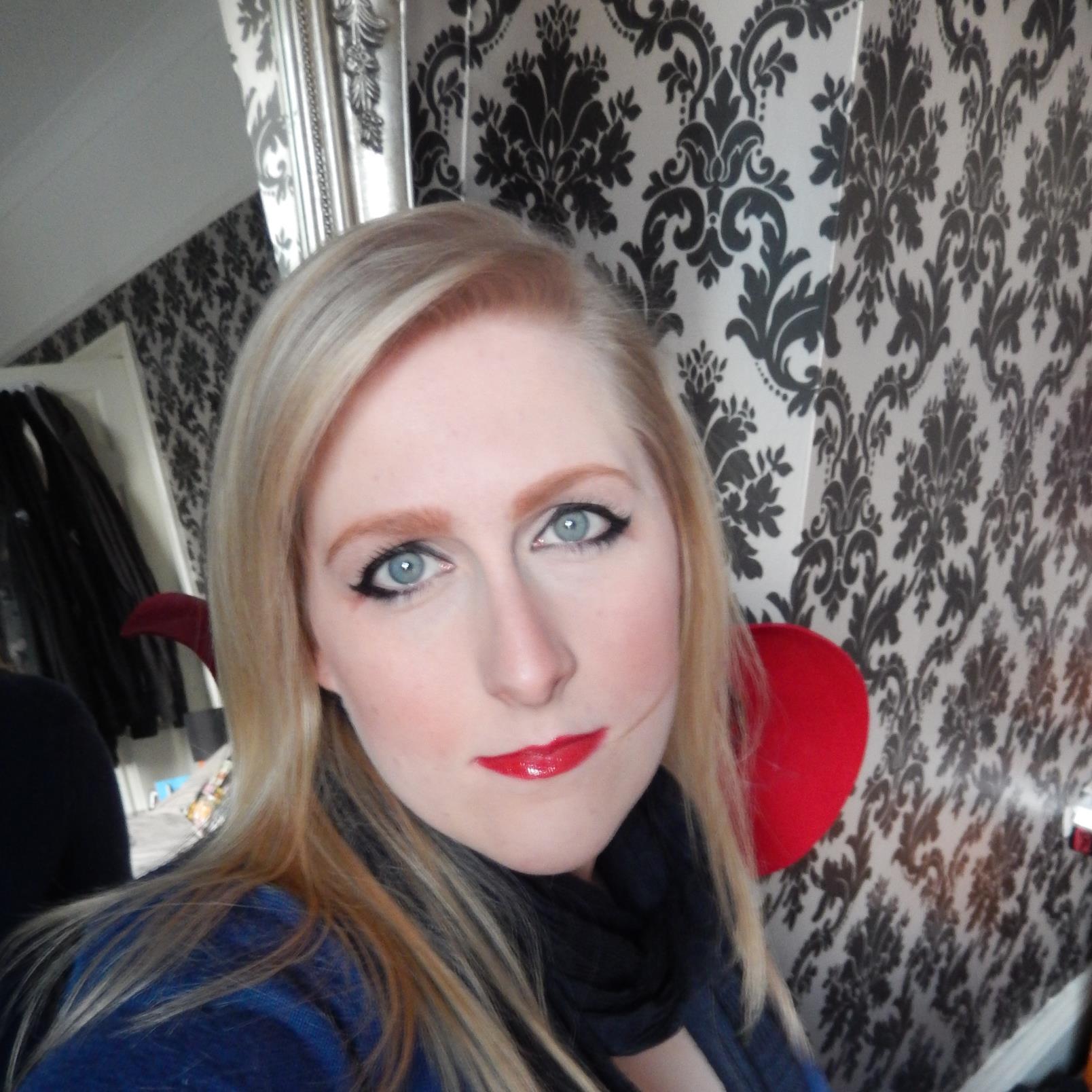 Rock and Comedy loving law graduate from Yorkshire ;D