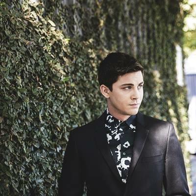 ZoboOfficial1's profile picture. @firxplace ✨