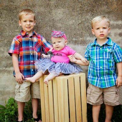 Married, mom of 3 kids
