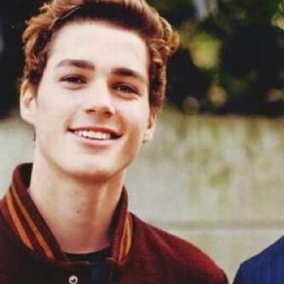 Finn Finn the better twin.