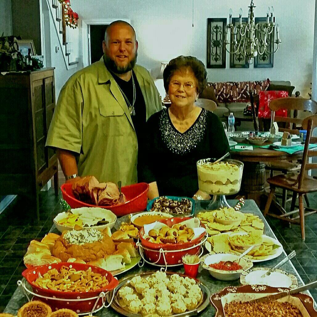 MommasCookBook's profile picture. 