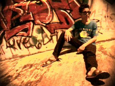 Life is my choice /\ np: febriatama fajar Al-Ghifari 25 feb 1996. riot city