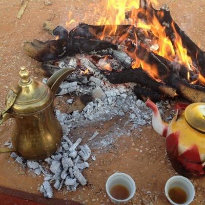 قال أبن شاكي كلامً من لسانه ~والكلام الزين هو منطق لساني ~ياهجوس الشعرنقيلي سمانه ~ ولاتخير غير جزلات المعاني ~أتشرف بمتابعتكم جميعآ