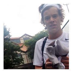 please go follow @dipdyedharry_ she always follows back