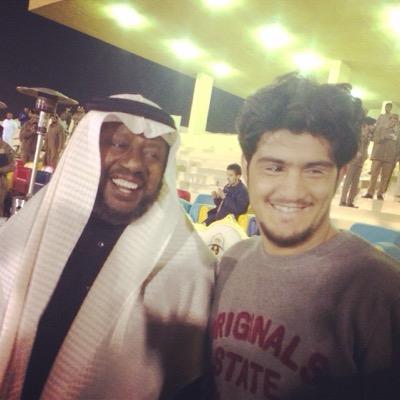 من سن لأخر يتغير طموحي ، أتمنى أن أترك بصمه في وطني .... عاشق ومتيم بالعالمي ... تشجيع النصر بكل ماأوتيت من قوه هذا واجب علي ..ترك النصر خيانه عظمى