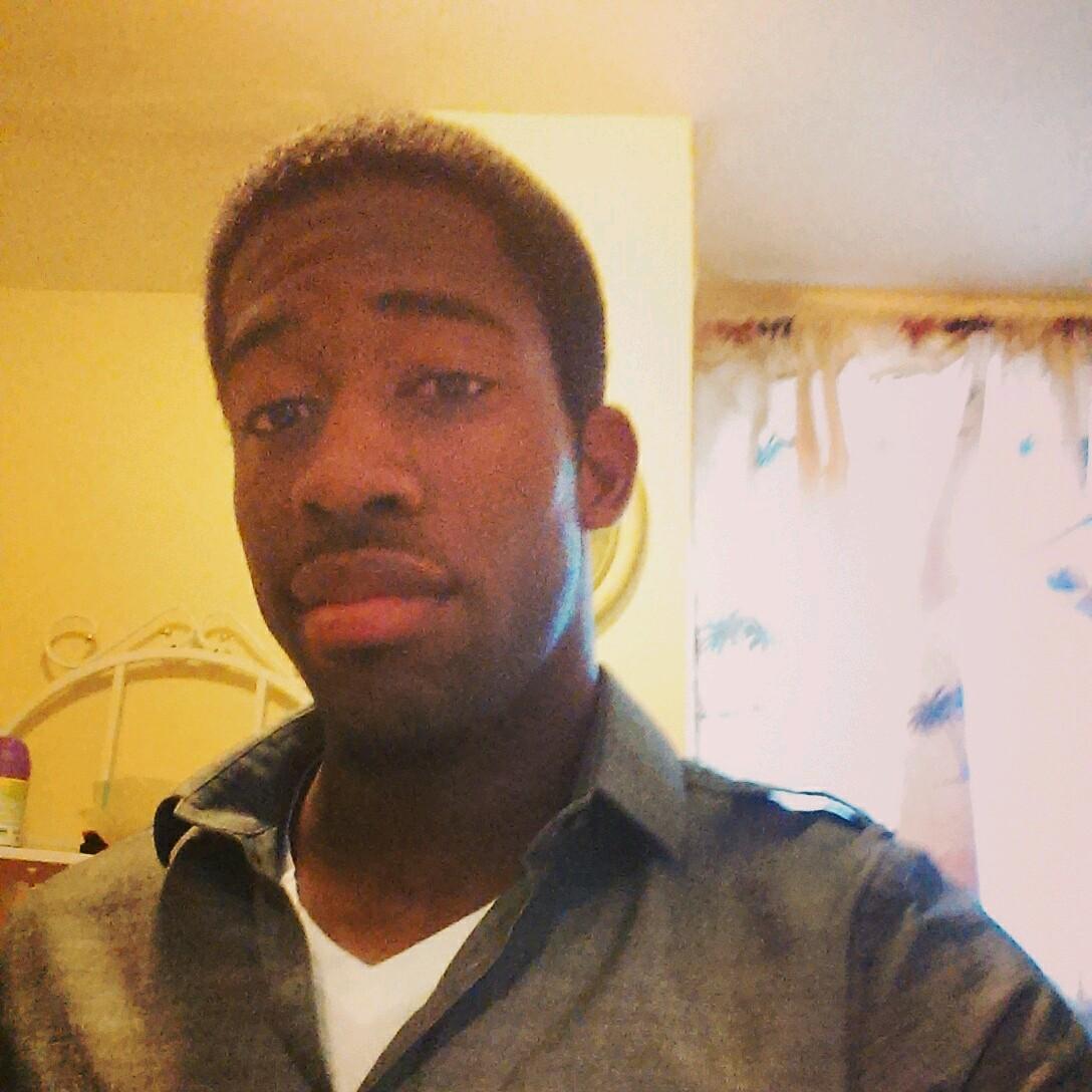 laquinn19's profile picture. 