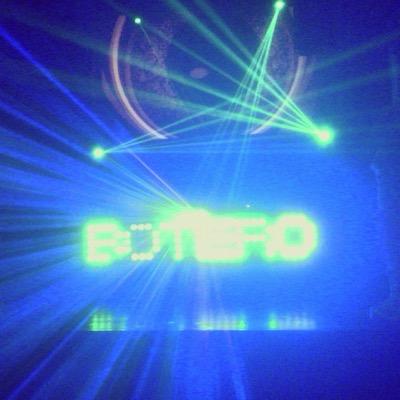 Dj productor con mas de 10 años en la escena nacional he internacional !!!