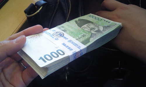 cannondale1971's profile picture. 2009年にダイエットに成功し、２２ＫＧ痩せたが、その後リバウンドはしていない。しかし、腹筋を割ることには成功せず、近年断念。大きく太らないように、ゆるゆると日々を過ごしております。自転車はSPECIALIZEDのロードに乗っています。