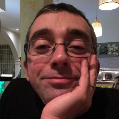 RobertoBattani's profile picture. Non seguitemi, sto chiedendo indicazioni...