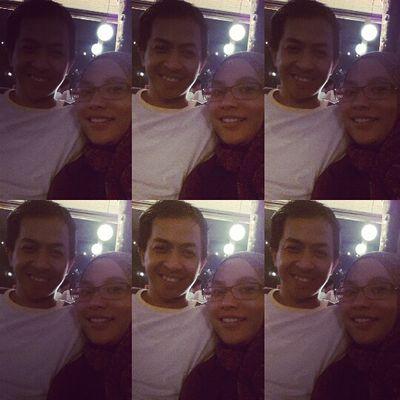 IgnekePraCullen's profile picture. Aku akan tetap tersenyum apapun yg terjadi, semangad & positif thinking krn itu yg membuat aku bs HIDUP smp saat ini ;-)