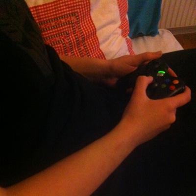 Transformers RP/Gaming/Games is life/one of the biggest fangirls you can find/Servant of Primus/Anime fan