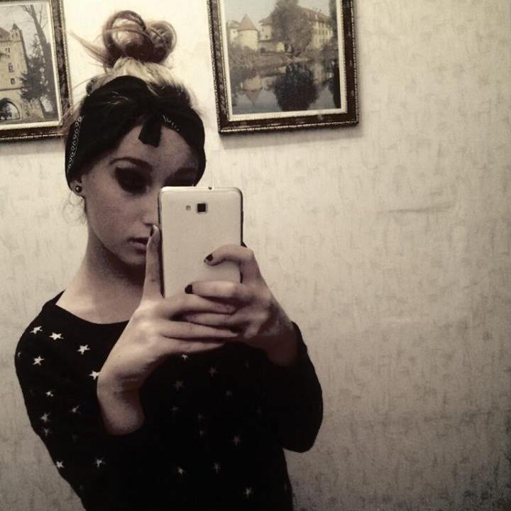 follow me  :-3
