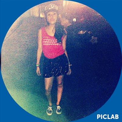 gosto de ser diferente, afinal de xopias o mundo ta cheio
