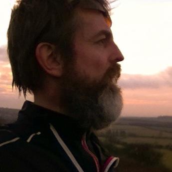 Designer, UXer, pixel-wrangler, Oxedelican. 1 x ultra, 21 x marathons Sydney via Oxford, Manchester & South London . @undiminished or @und_m_n_sh_d elsewhere