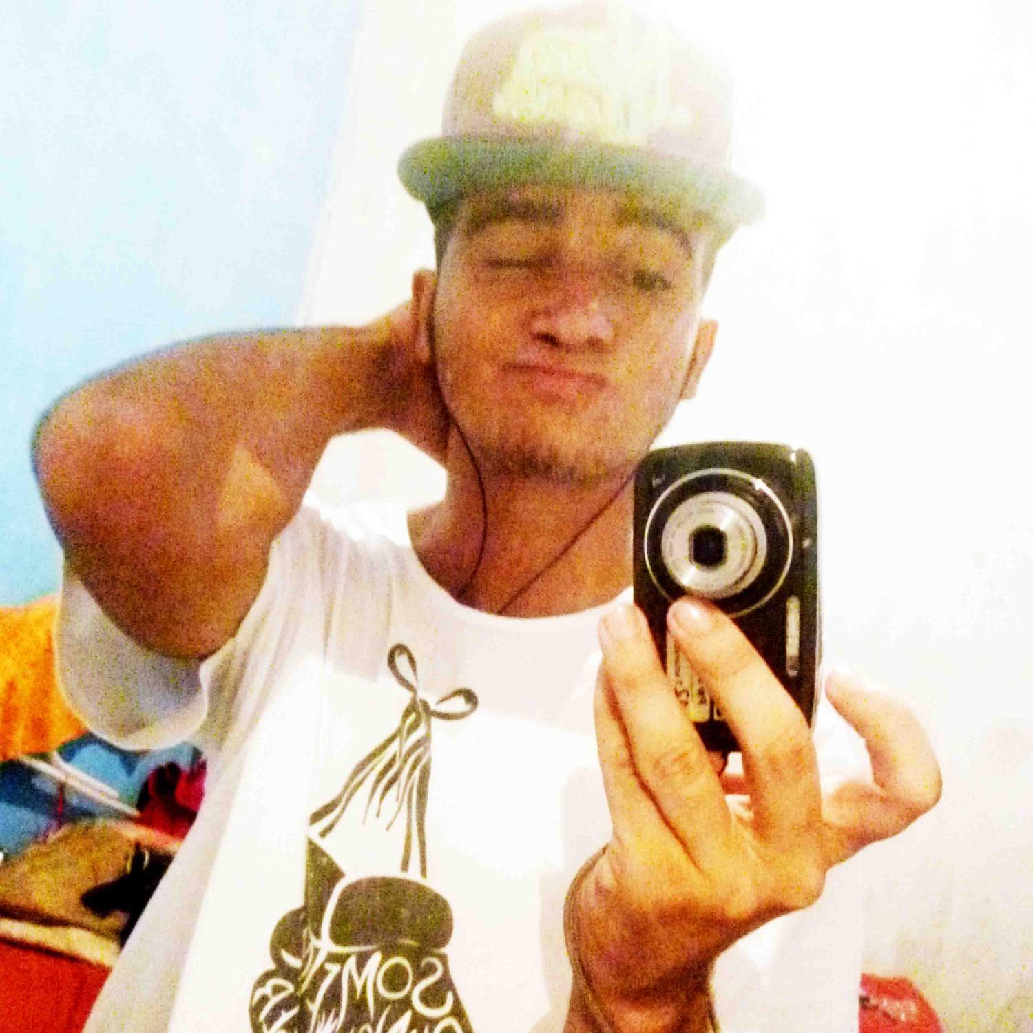 DanVicenteFS's profile picture. Sinta a VIBE, e deixe a música te levar!