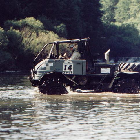 alejand34247093's profile picture. 