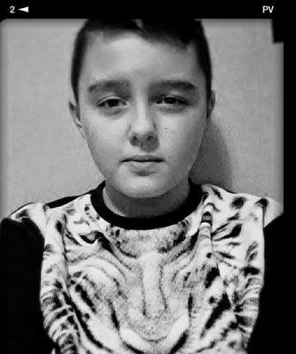 EthansShow's profile picture. Gamer || New YouTuber || Hate School ||  Like to Travel || Love my friends and family ||