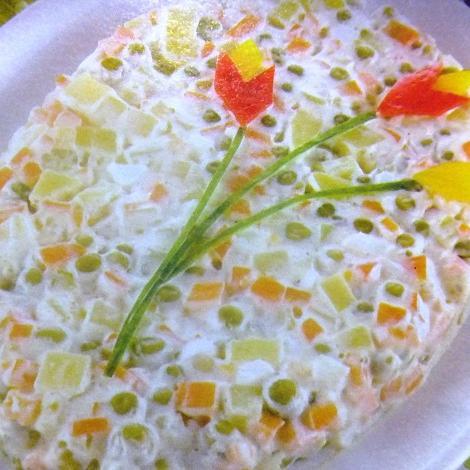 Salata tarifi önerileri ve nefis salatalar nasıl yapılır ipuçları ile kolay salata tariflerini sayfalarımızdan inceleyebilirsiniz.