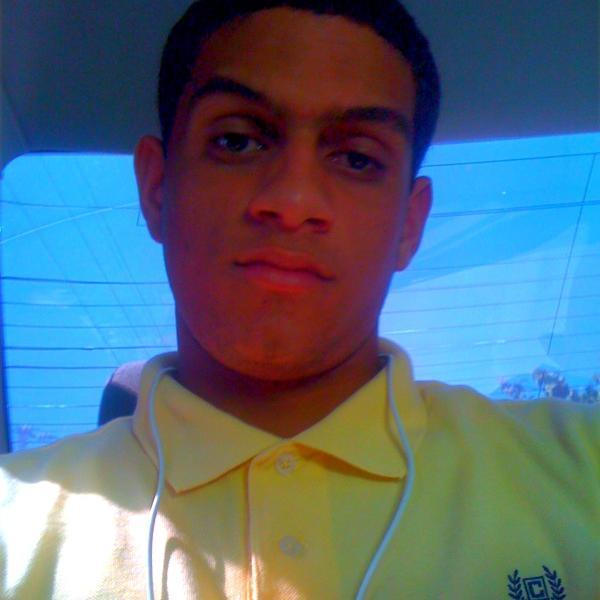 Shamo_Frezhx3's profile picture. 16 | 1stGOD | Felicidadad On..! Rep. Dom #SENSATO! DrizzyDrake Bff.. @LizOfficial10 ♥' Watsapp.. 809-652-7243