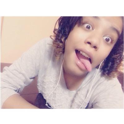 Hey I sing and stuff like that // Vine: Demaris Torres // Snapchat: Justacloud