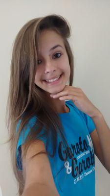 Eu poderia amar qualquer outra pessoa, uma pessoa menos complicada, menos indecisa,  e que estivesse disposta  a esta comigo toda hora.@luansantana