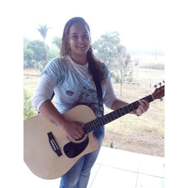 me ame quando eu menos merecer, é quando eu mais preciso      SIGA-ME OS BONS !!