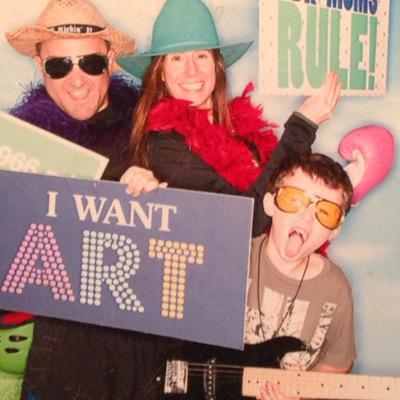 rebarquit's profile picture. MarCom director, creative thinker, admirer of all things connected to art, music, language, and the wider world.