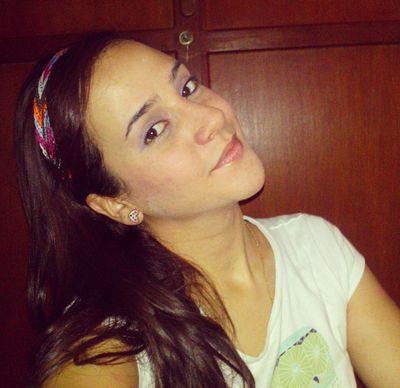 LoreTru89's profile picture. Una mezcla entre un carácter de mierda y una dulzura terrible!!!