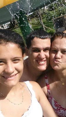 te desejo tudo de bom ... por mais q vcs me odeia