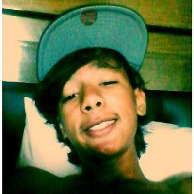 - suavee !? Face : Lucas Gomes De Oliveira

Whats ; 11957017963