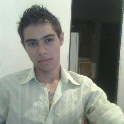 Eu sou eu... O navio bate no iceberg, fura o pneu... quantas melancias sobraram???  nenhuma pq jacare nao come alface...