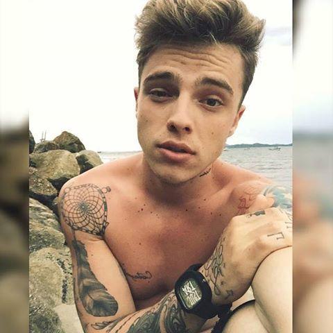 SanttosMauricia's profile picture. 