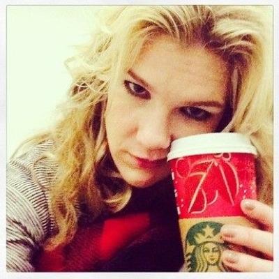 DrunkenBanshee_'s profile picture. All you cool thingies get such awesome powers and skills, and all I do is fucking scream. We're a long long way from home, my darling, we're basically lost.