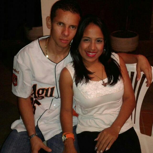 hombre dichoso por la esposa bella q Dios me dio!!!