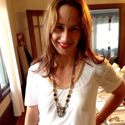 Dominique is a writer and editor in Oakland. She once reviewed restaurants for Lonely Planet; now she tweets about everything she loves about Oakland!