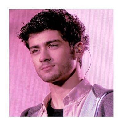 HIII READ THE LINK IN MY BIO FOR EASY QUICK MONEY 100% REAL BRUH earn money for 1d and 5sos tickets bruh CLICK LINK IN BIO