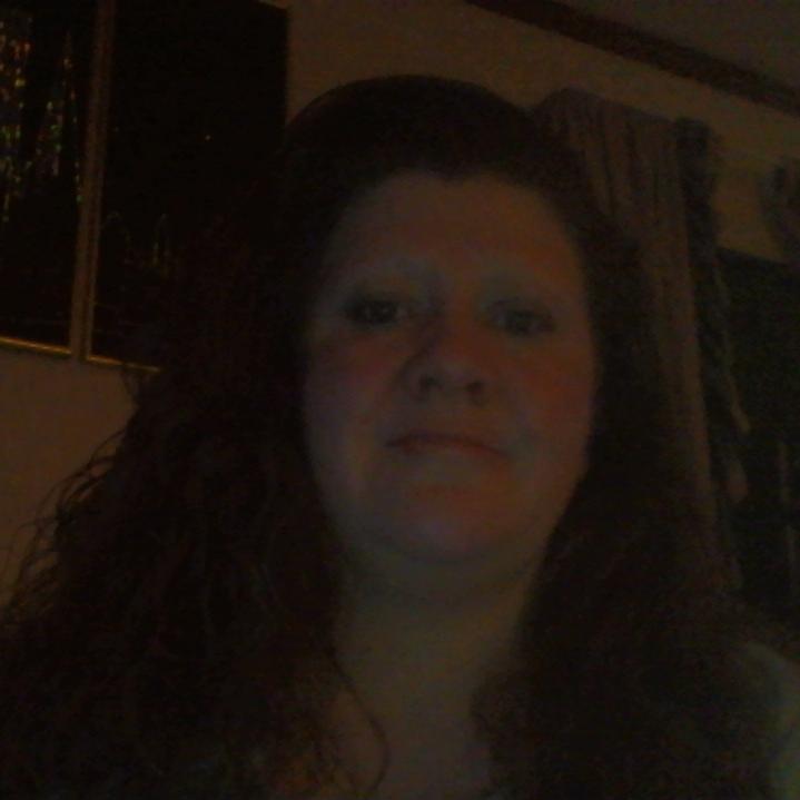 AlesaLamb's profile picture. loving mother of two and love my music and movies but my family is my world