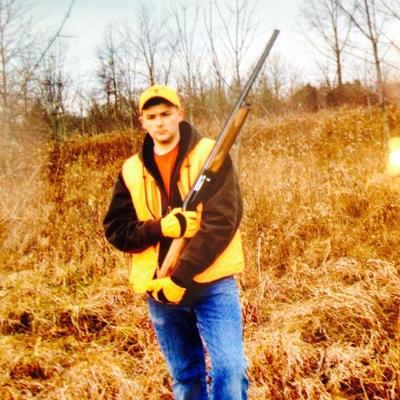 brandonnemtuda's profile picture. I love how the 140 character limit on twitter forces girls to get to the damn point. #TeamFollowBack