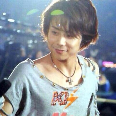 北山もえ En Twitter キスマイジャーニーのグッズをお譲りします ペンライト 北山宏光うちわ ピンクのtシャツ キスマイベアー それぞれひとつずつあります 気になったひとはdmして下さい