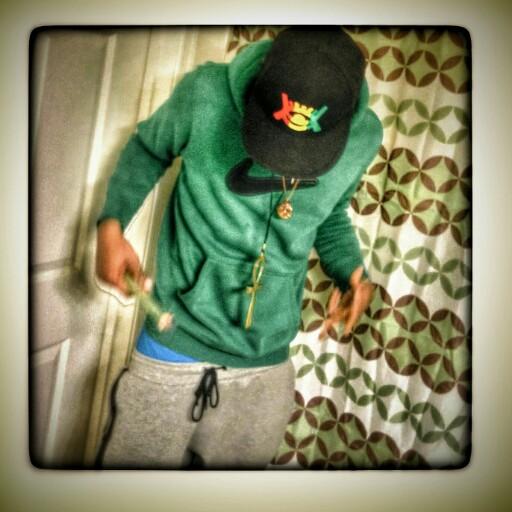 tAL_suN's profile picture. SOUL MODEL◀ ROLE MODEL
Each one 
Teach one... can't TEACH withOUT EACH 
T+EACH=TEACH